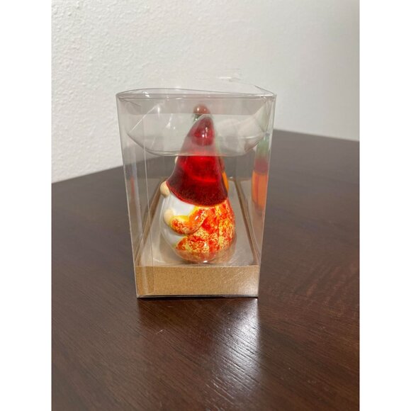 Gnome-Themed Salt & Pepper Shaker Set Cute Kitchen Table Decor - Picture 5 of 5